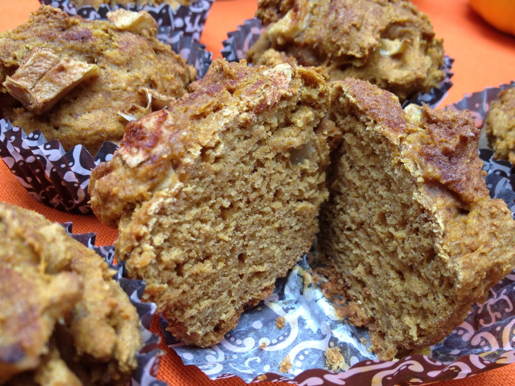 Moist Pumpkin Apple Struesel Muffins