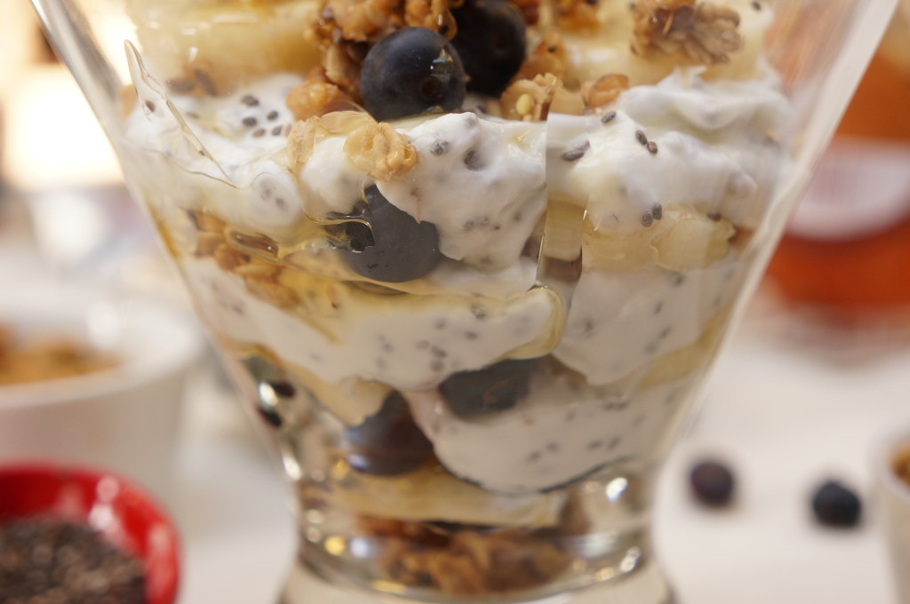 Healthy Granola Yogurt Parfait