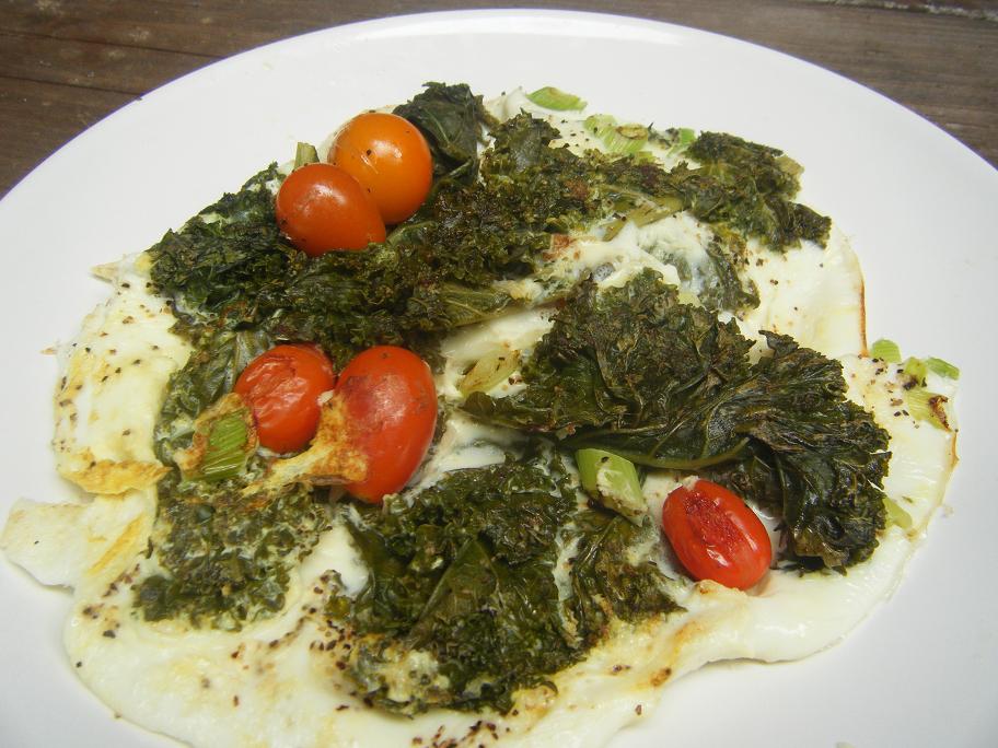 Get Back on Track with My Kale, Tomato, and Chive Omelet | MoniMeals